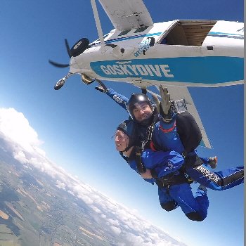 Skydiving experience - Salisbury Wiltshire - Tandem from 15000ft