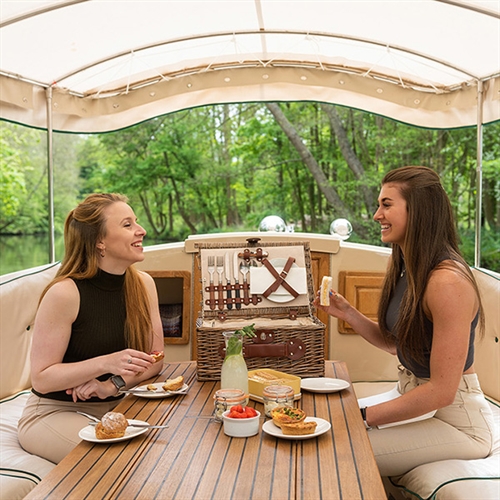 Thames Picnic Cruise Thames Picnic Cruise