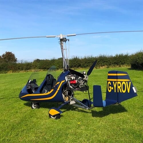 Gyroplane Flights from Brighton Airport flying in open-cockpit ...