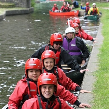 Pontcysyllte Aqueduct Canoe Trips | Prices From £55.00